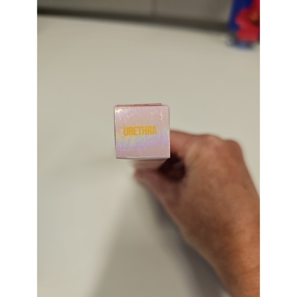 NEW JEFFREE STAR Makeup Supreme Lip Gloss URETHRA Full Coverage Pastel Yellow - Picture 6 of 8